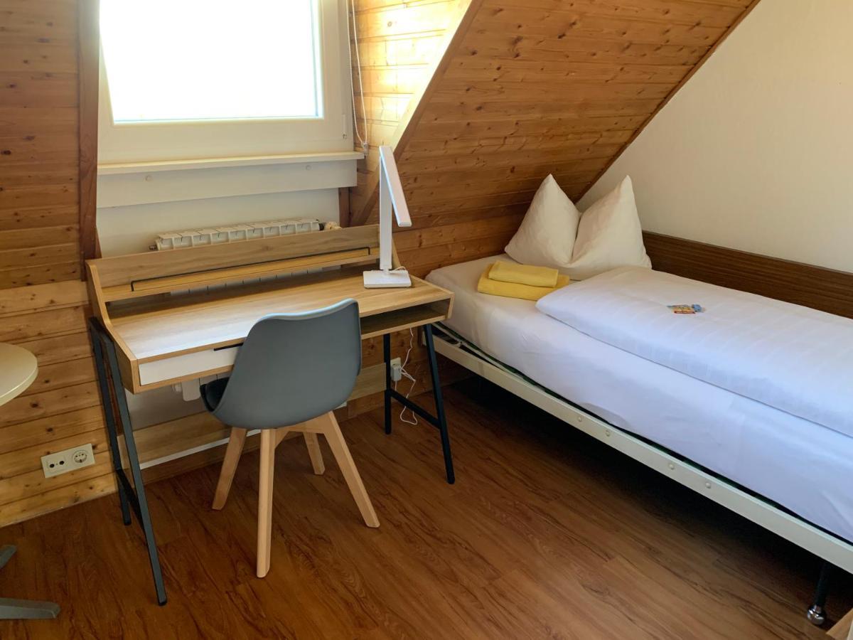Gaestehaus An Der Rheinbruecke Altlussheim Εξωτερικό φωτογραφία